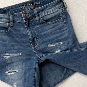 American Eagle AE High Rise Jegging Crop Jeans Super Stretch Distressed Denim 6R